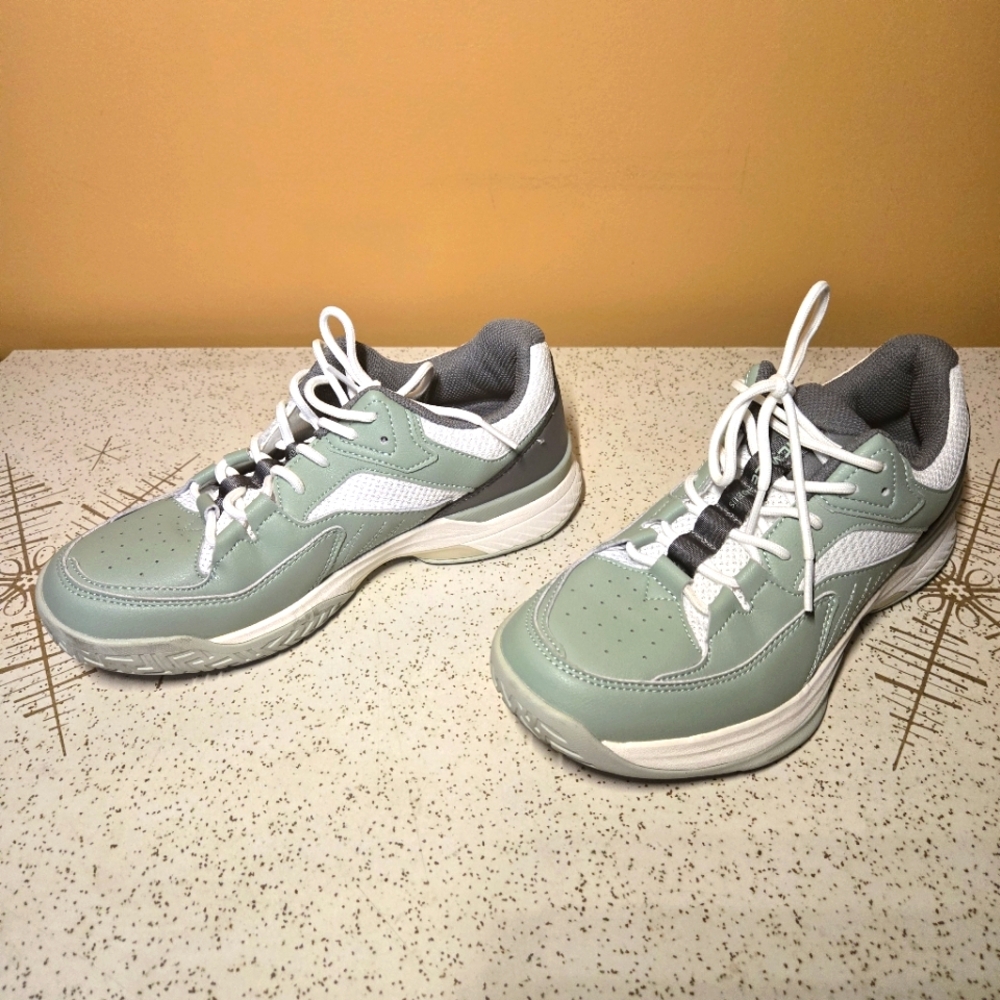 FitVille Athletic Shoes, 8.5W